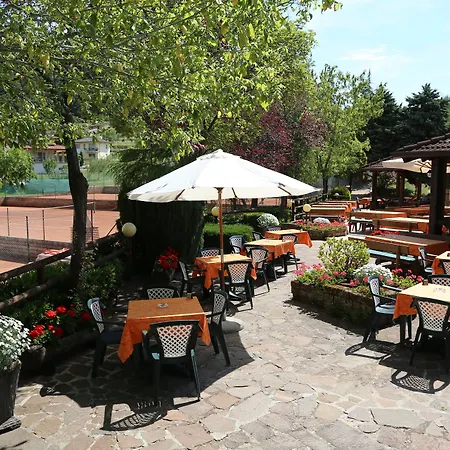 Le Balze - Aktiv & Wellness 4* Tremosine