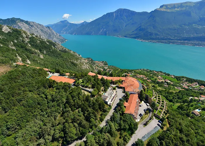 Le Balze - Aktiv & Wellness Hotel Tremosine