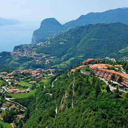 Le Balze - Aktiv & Wellness Hotel Tremosine