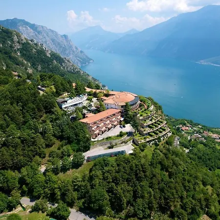 Le Balze - Aktiv & Wellness Hotel Tremosine